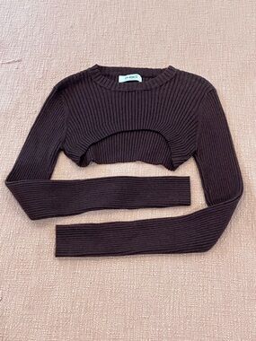 Soft & stretchy Ribbed Crop Top in Dark Brown wm’s medium
